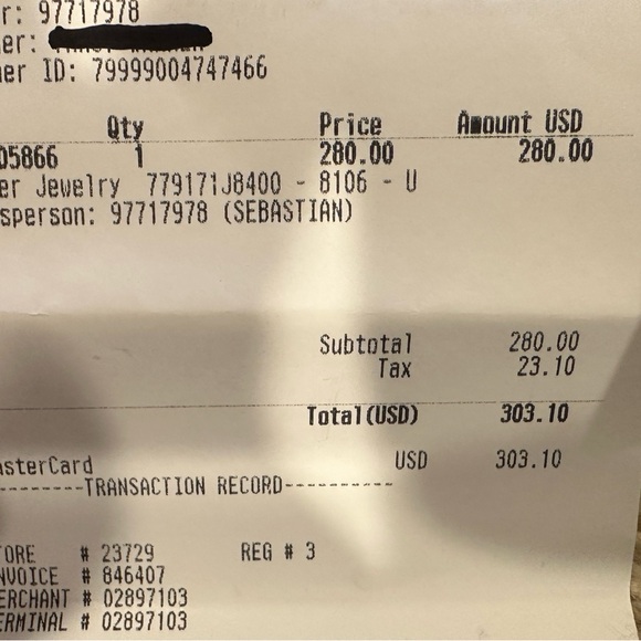 GUCCI TRADEMARK EARRINGS - Picture 4 of 8